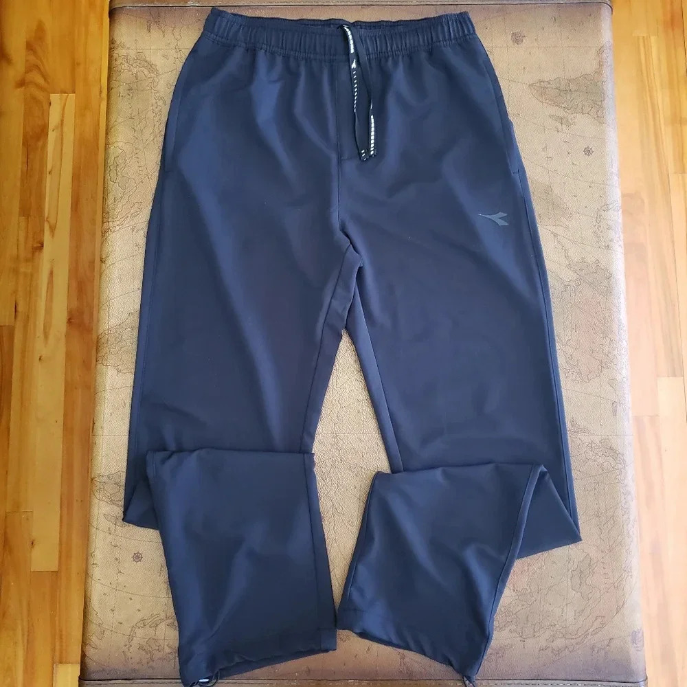 *DIADORA NWOT, Size Small, Black, Track pants